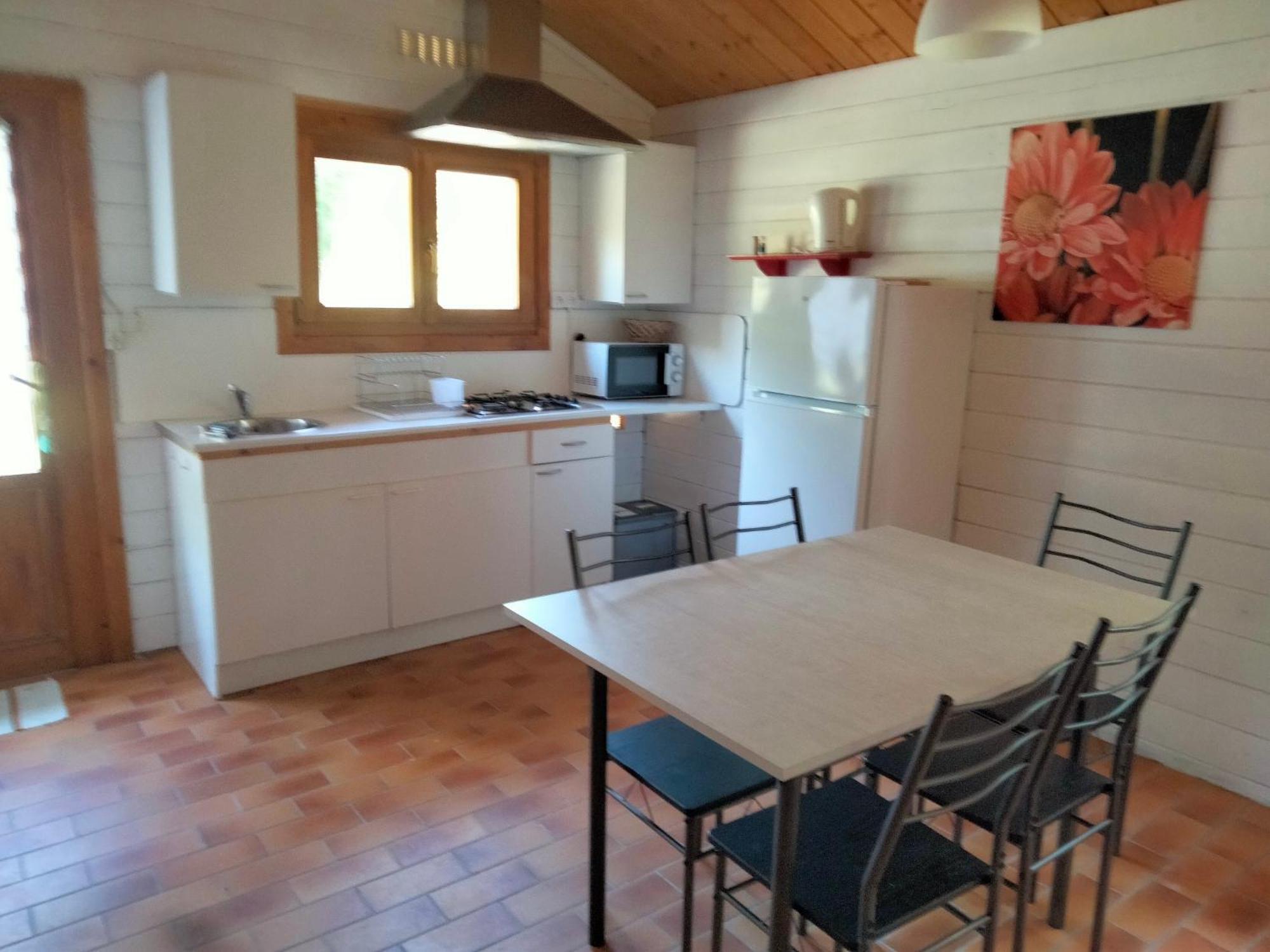 Camping Fontaine Du Roc Vendégház Devillac Kültér fotó